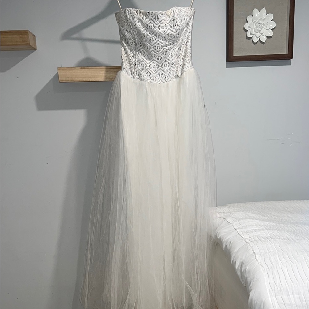Bari jay white tulle prom dress